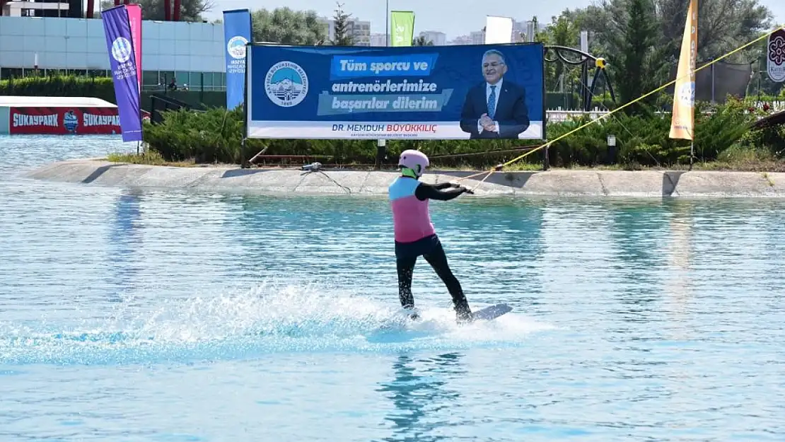 Wakeboard Türkiye Şampiyonası Renkli Görüntülere Sahne Oluyor