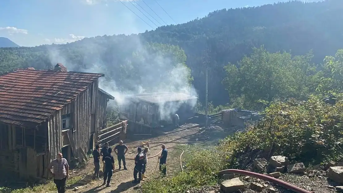 Yangında patlayan tüp parçasının isabet ettiği kadın yaralandı