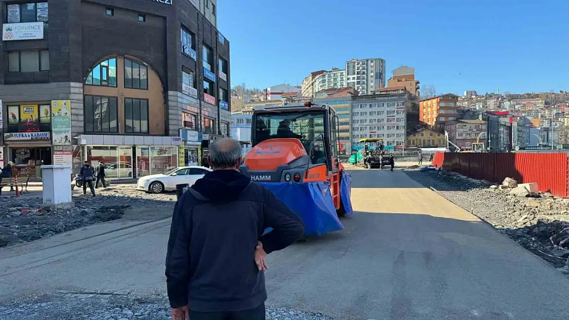 Yapımı devam eden yollar trafik yoğunluğunu bitirecek