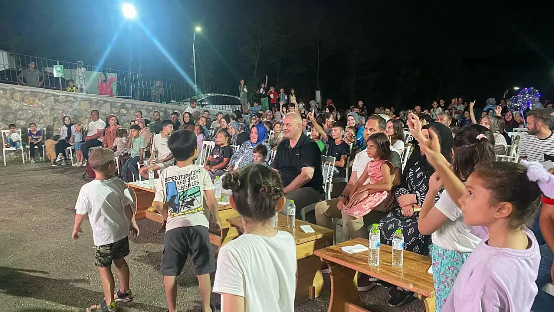 Yaz şenliğinde çocuklar doyasıya eğlendi