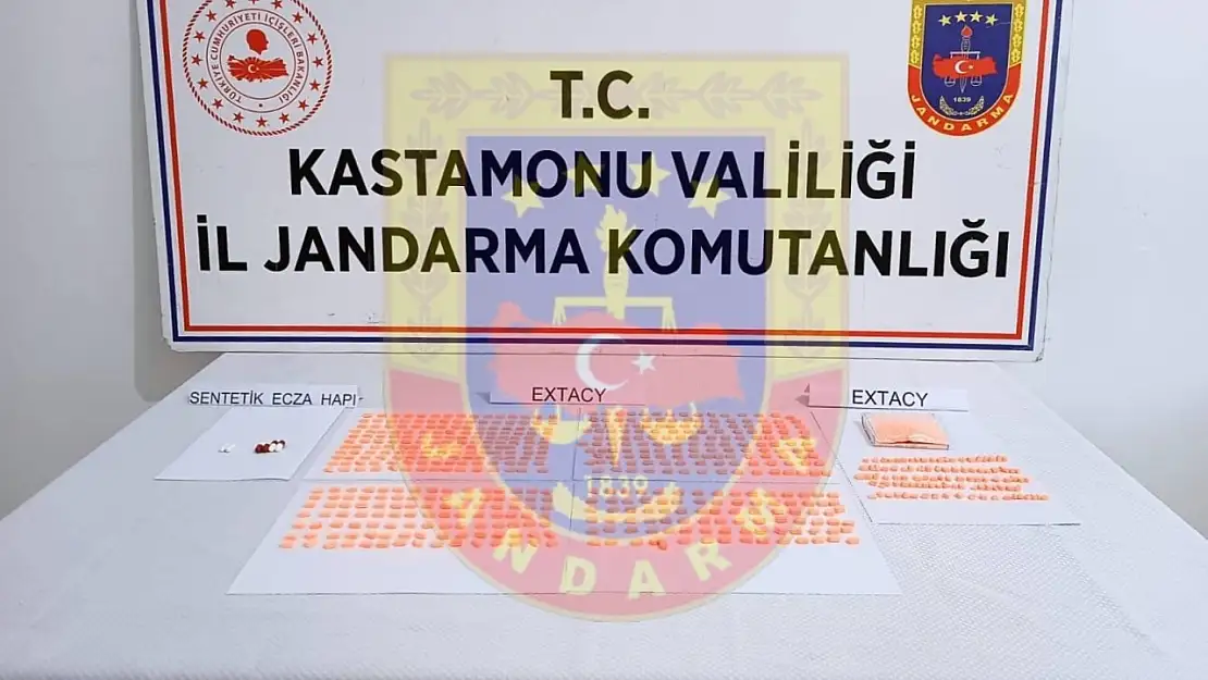 Yol kontrolünde uyuşturucu hap ile yakalanan şahıs gözaltına alındı