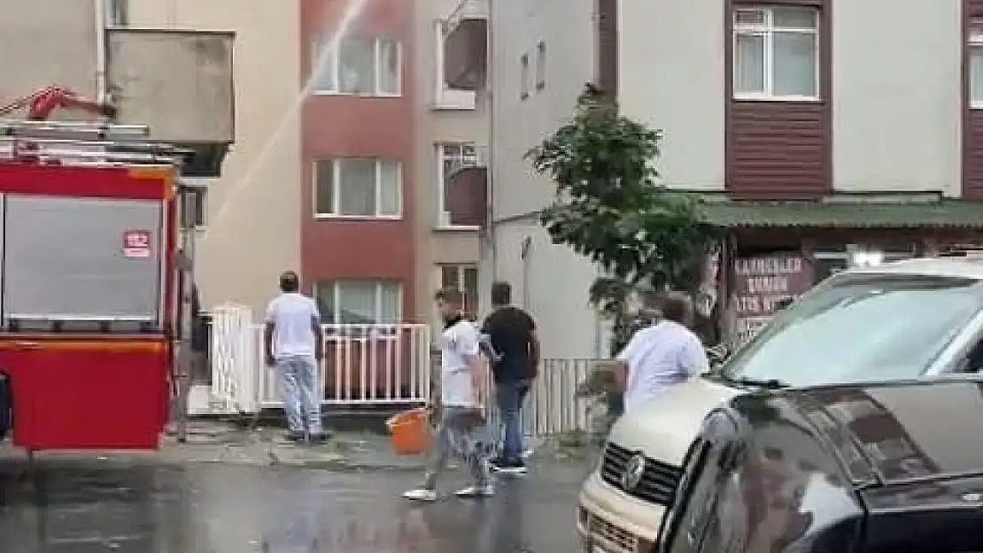 Zonguldak'ta çıkan ev yangını korkuttu