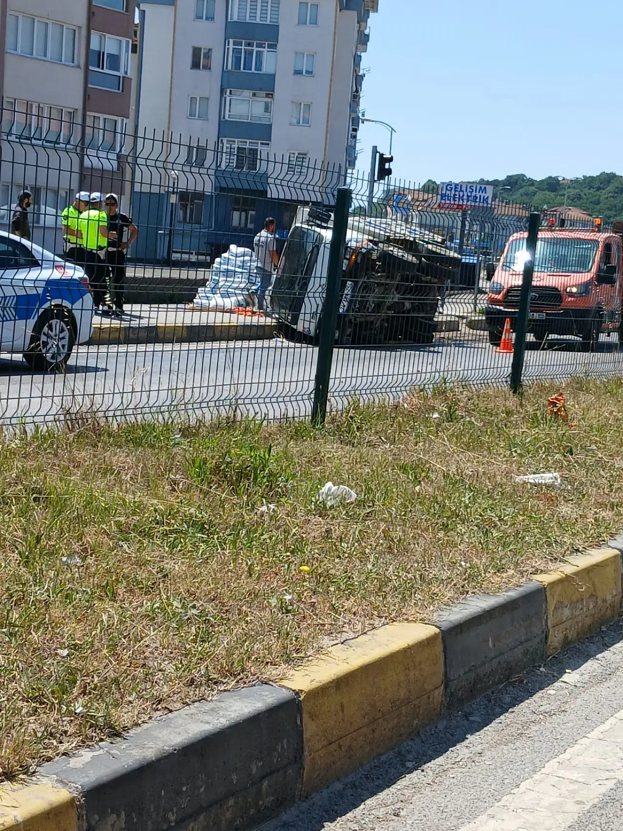 Bartın'da Kamyon Devrildi: