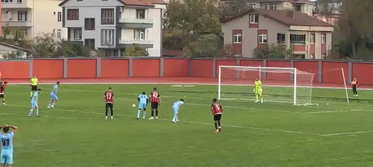 10 kişi kalan Bartınspor skoru koruyamadı