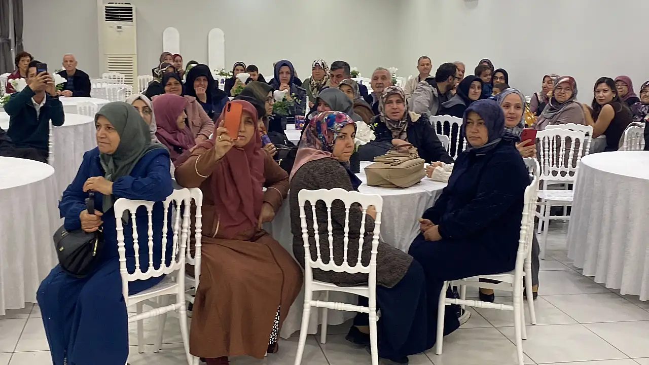 Müzeyyen ve Ümit Can Çifti Dünyaevine girdi