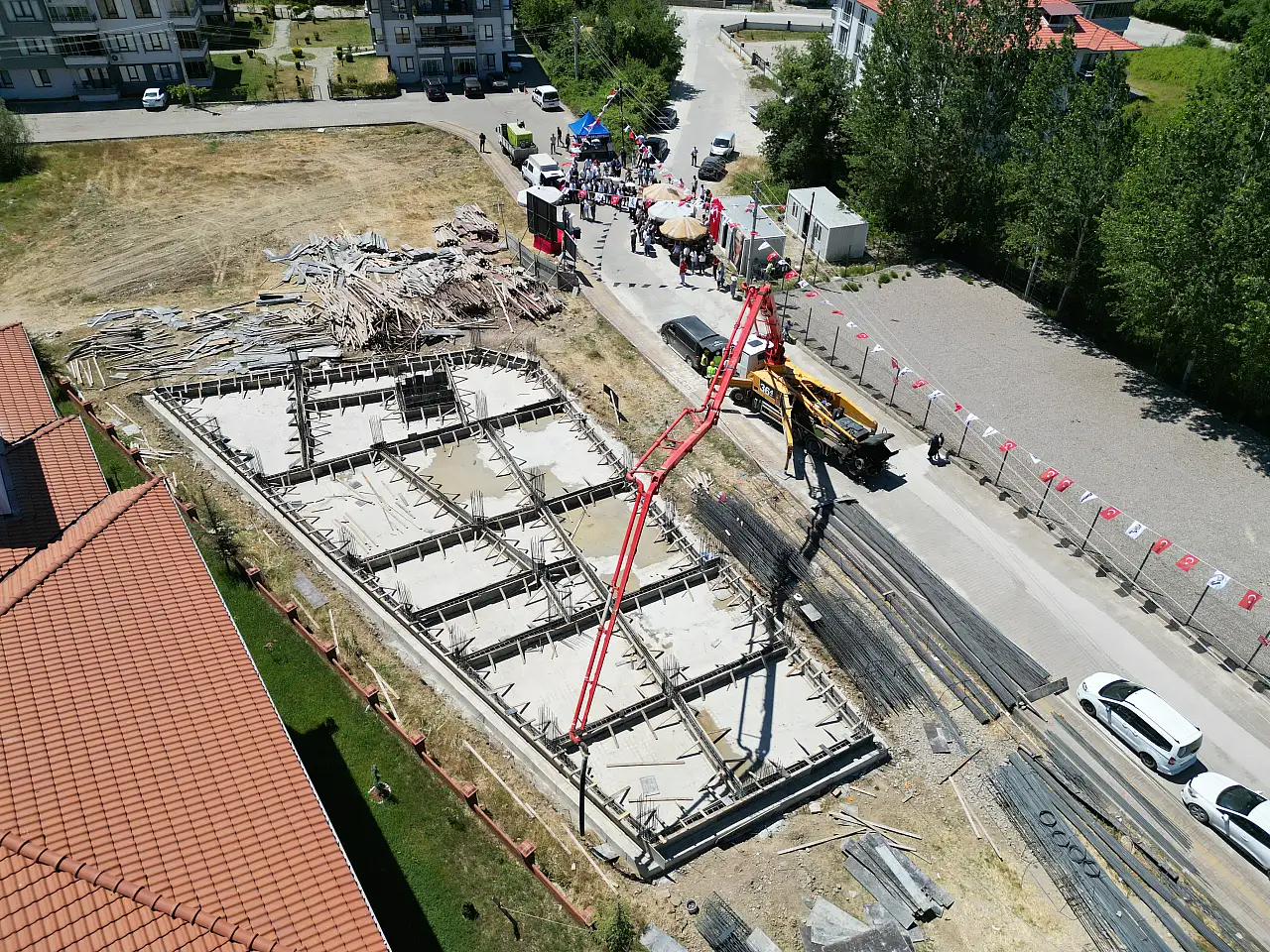 Gençlik Merkezi'nin temeli atıldı