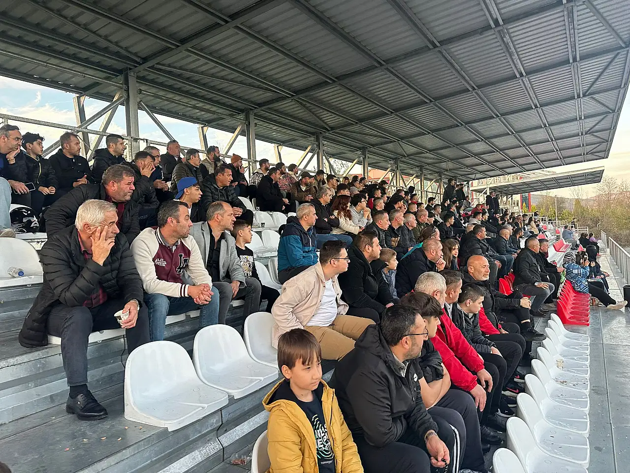 Arıt Kayadibispor namağlup lider