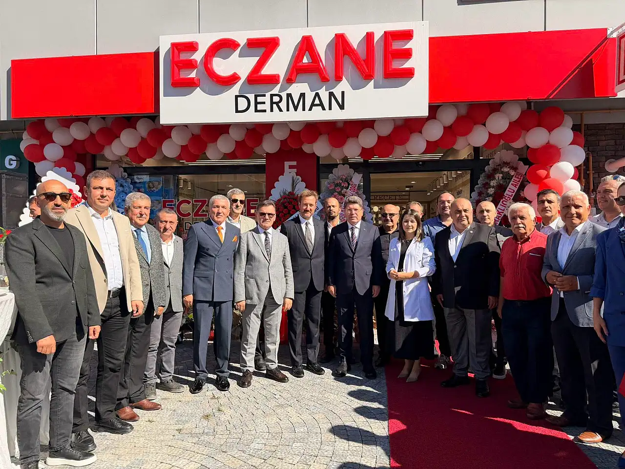 Derman Eczanesi Devlet Hastanesi Karşısında Açıldı