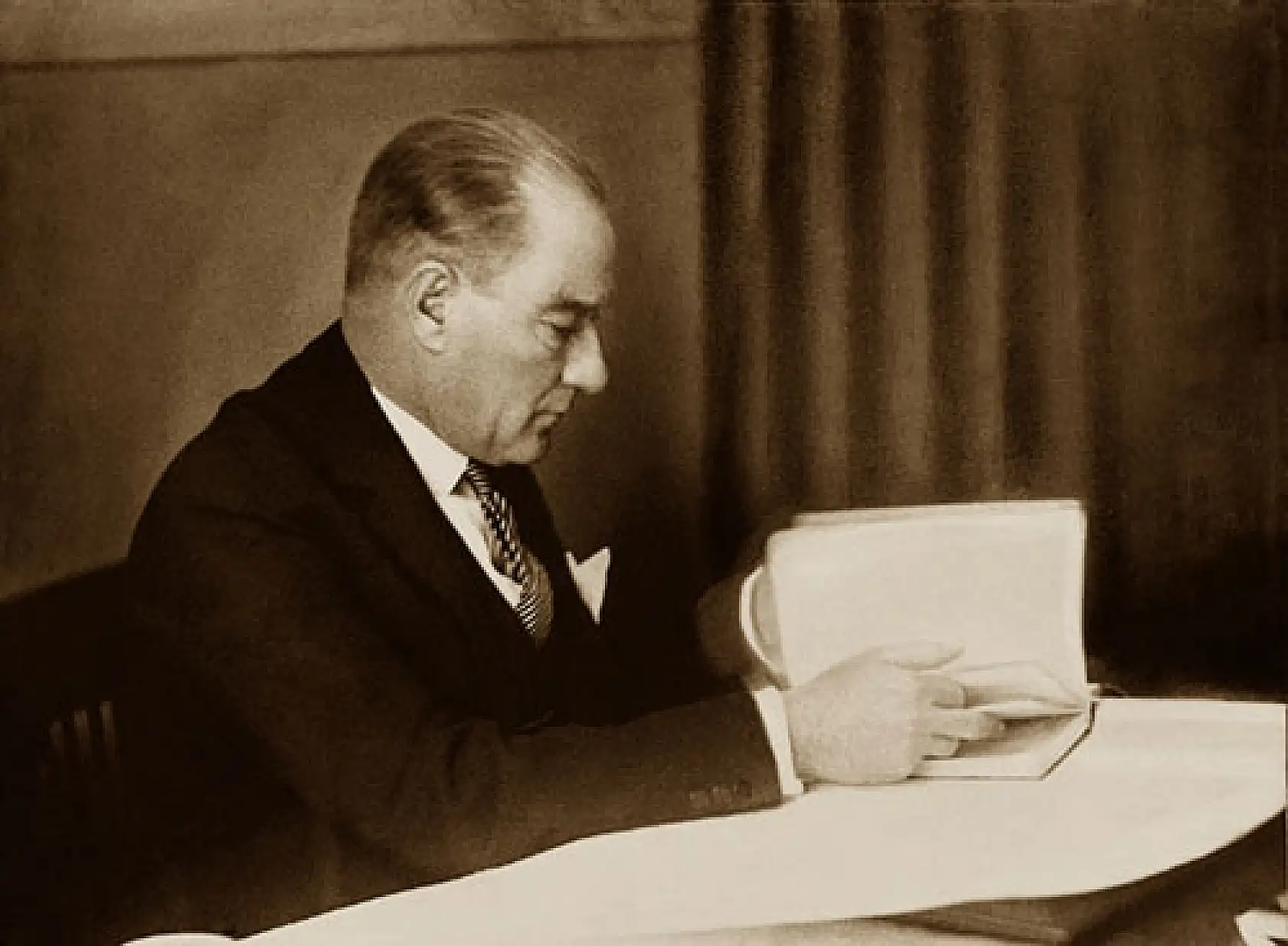ATATÜRK