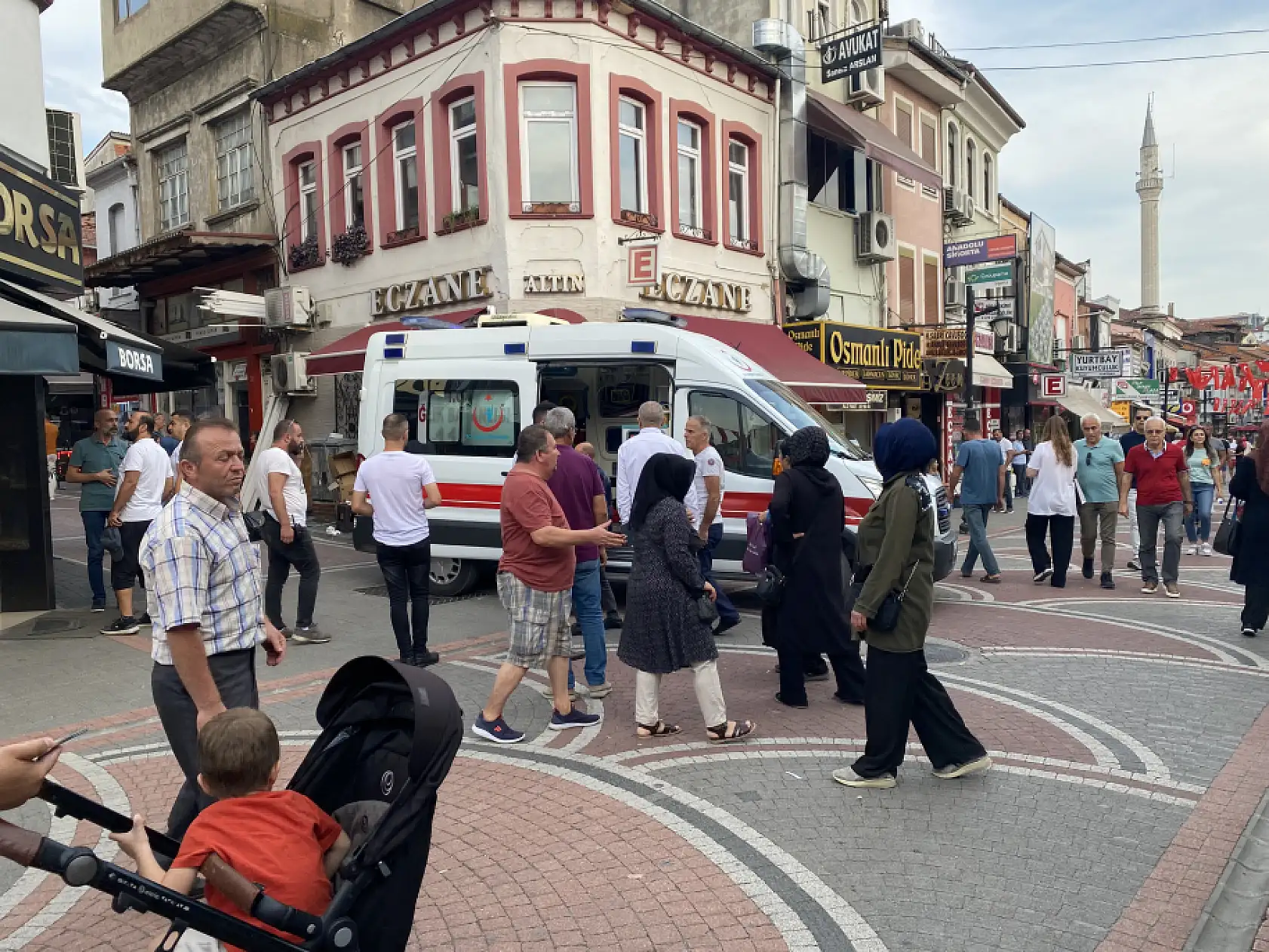 Caddede korkunç anlar
