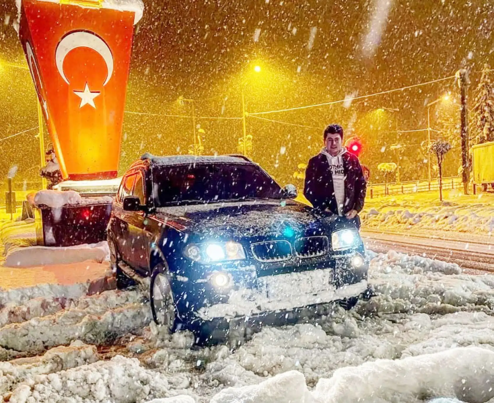 Kavgayı ayırmak isterken canından oldu