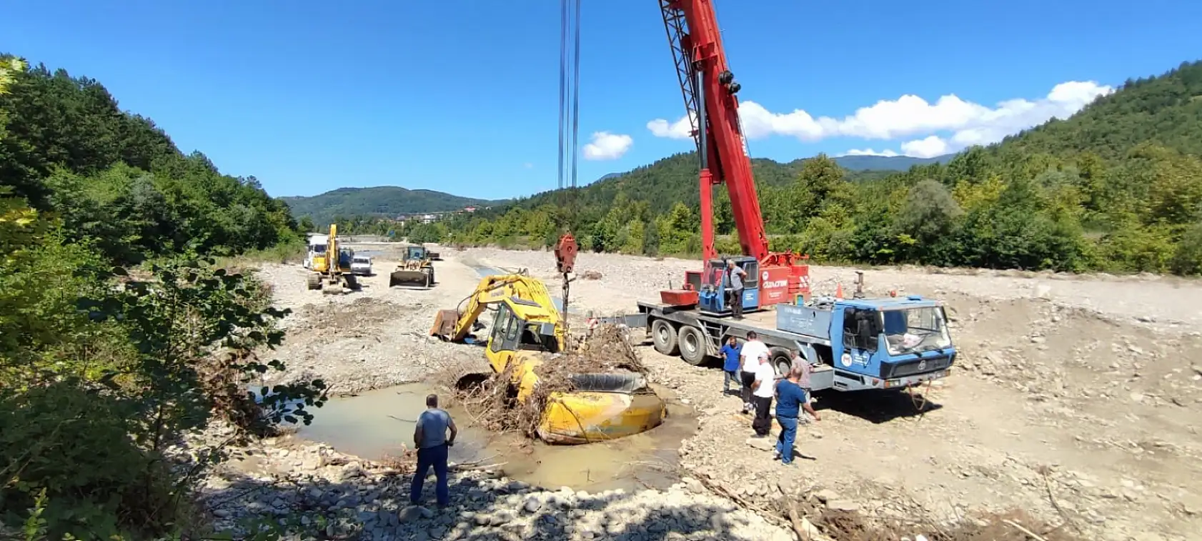 Selden günler sonra enkazı çıkarıldı