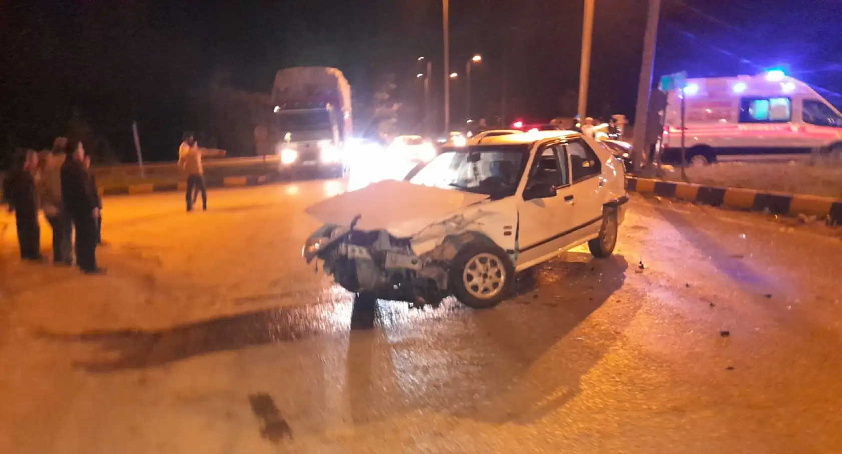 Kozcağız yolunda feci kaza
