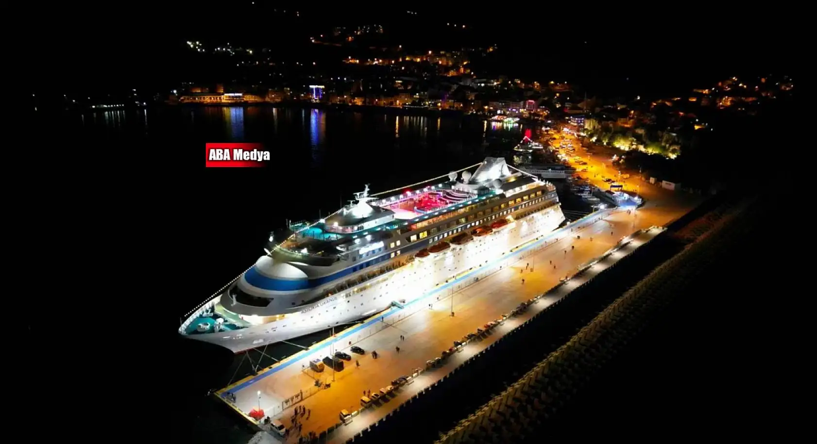 Amasra'da geceyi inci gibi süsledi