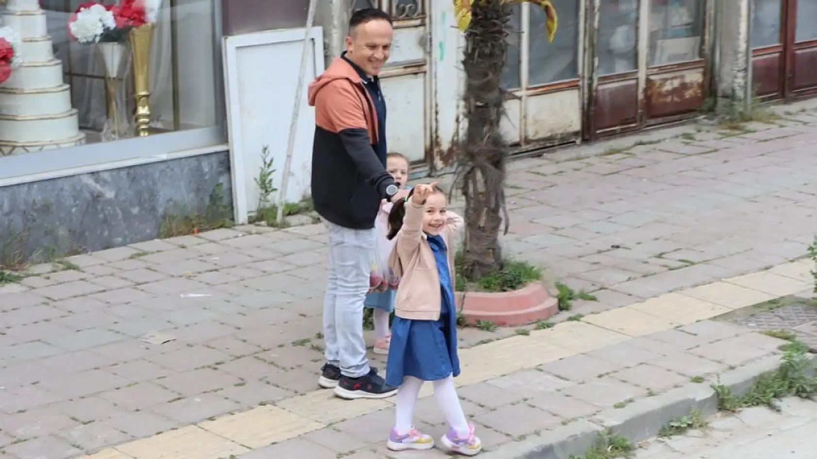 MHP Konvoyu Yoğun İlgi