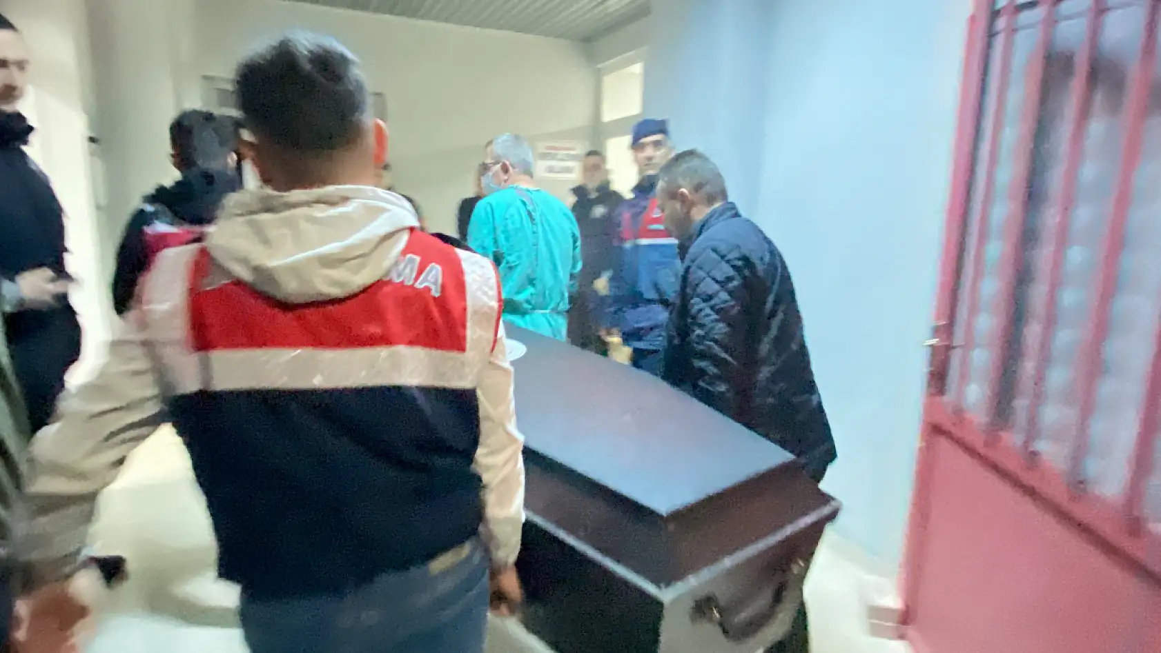11 el ateş ederek öldürdü