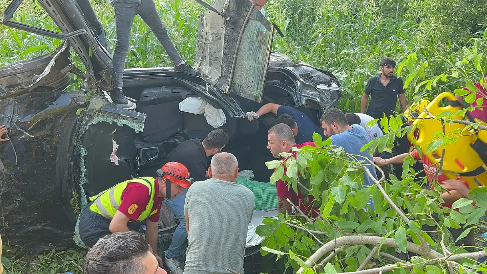 Bartınlı aile kaza yaptı 1 ölü 3 yaralı