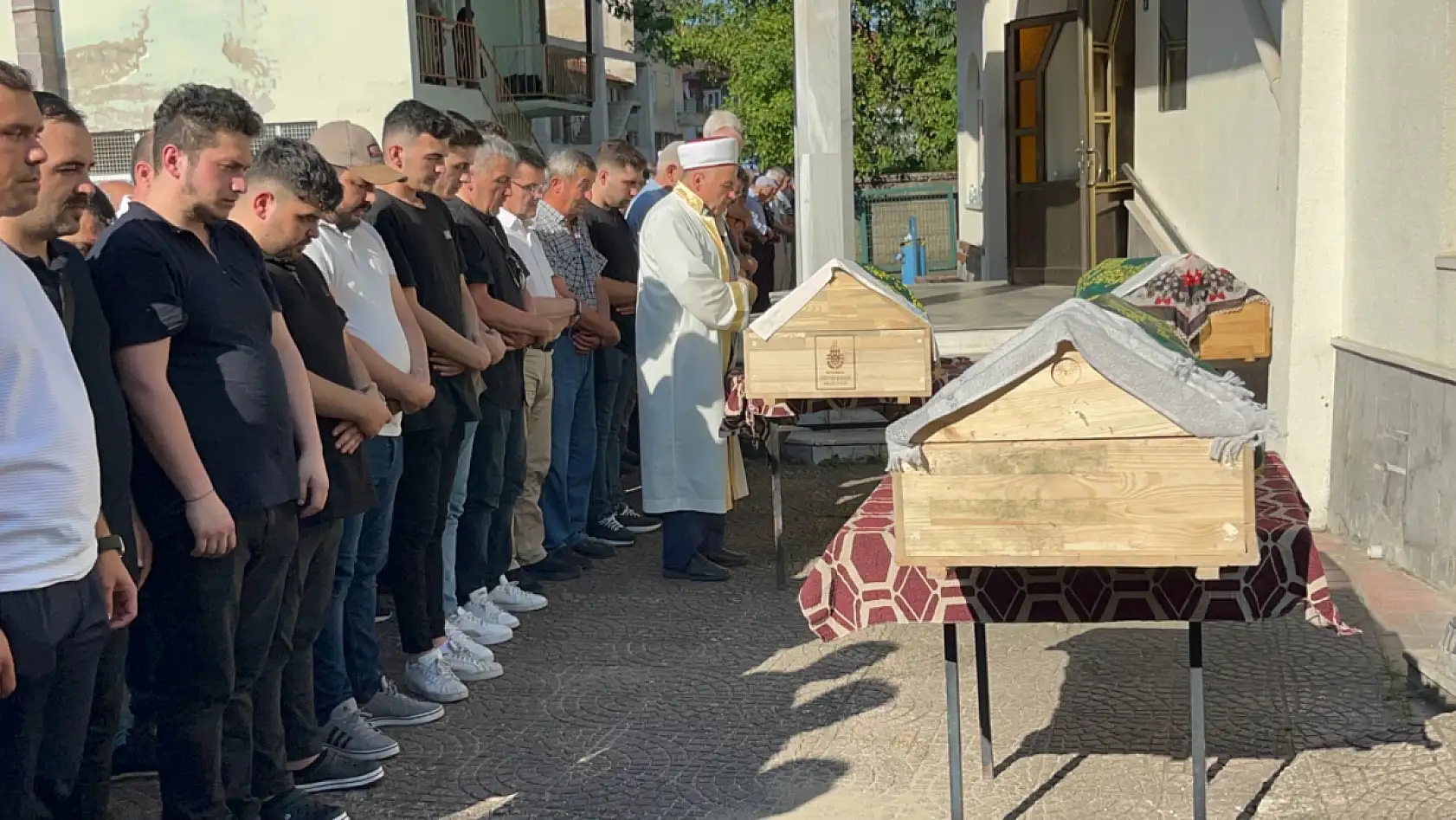 Bu acıya yürek dayanmaz