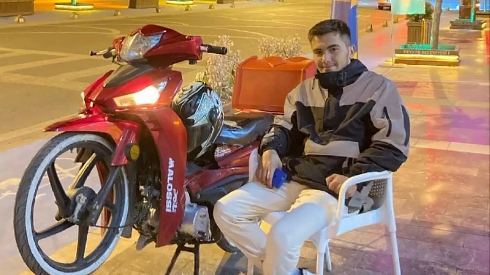 Feci kaza motosiklet sürücüsü hayatını kaybetti