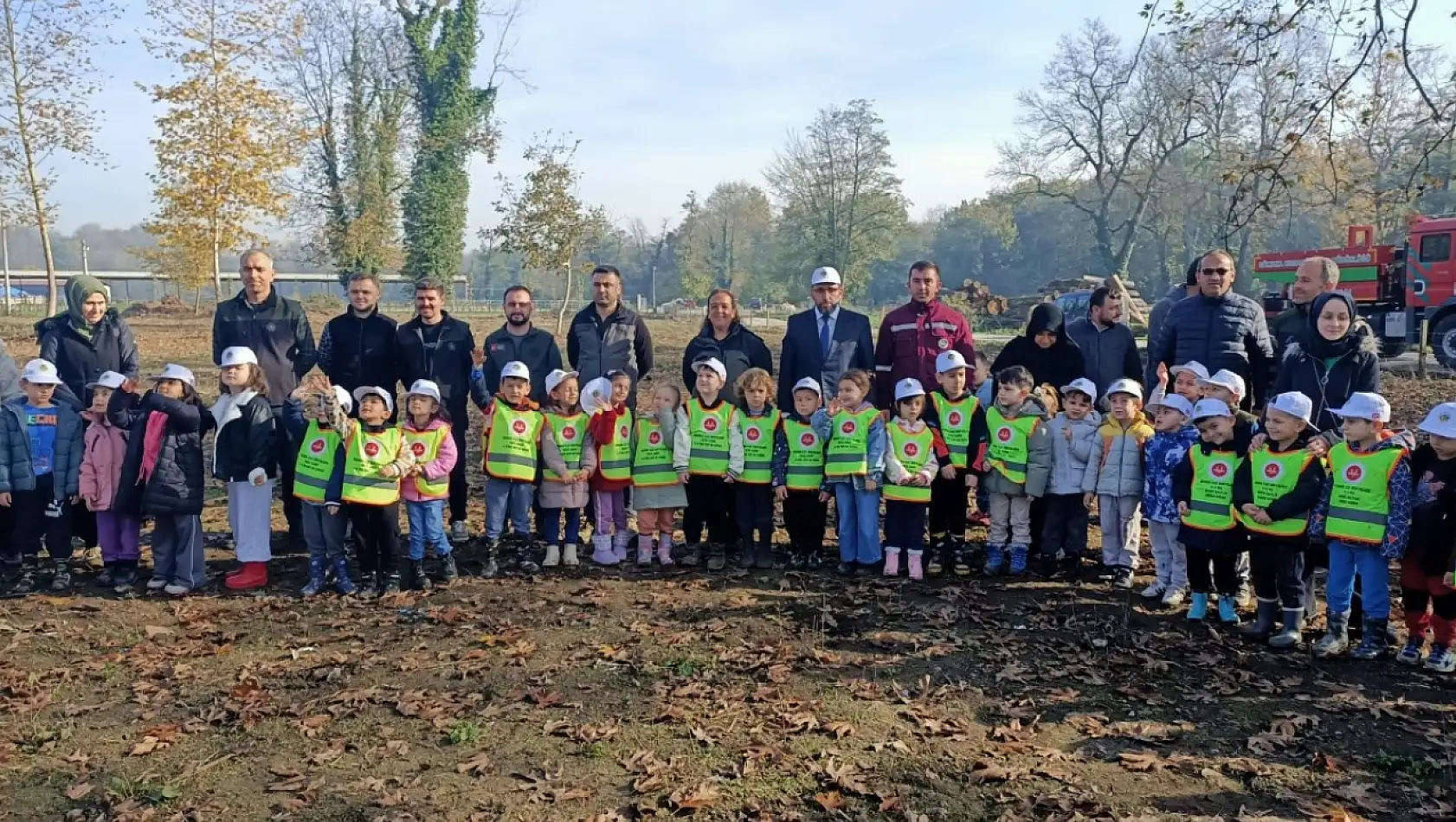 4-6 yaş Kur'an kursu öğrencileri fidan dikti