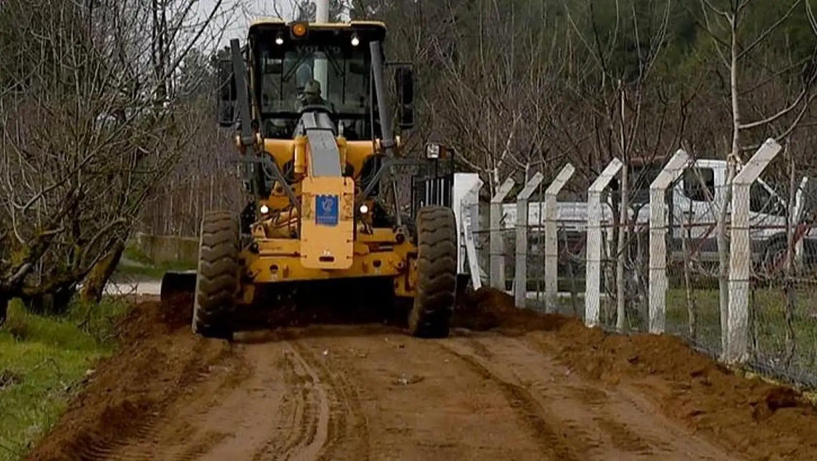 BARTIN İL ÖZEL İDARESİ TARIM ARAZİLERİNE YOL YAPTIRACAK