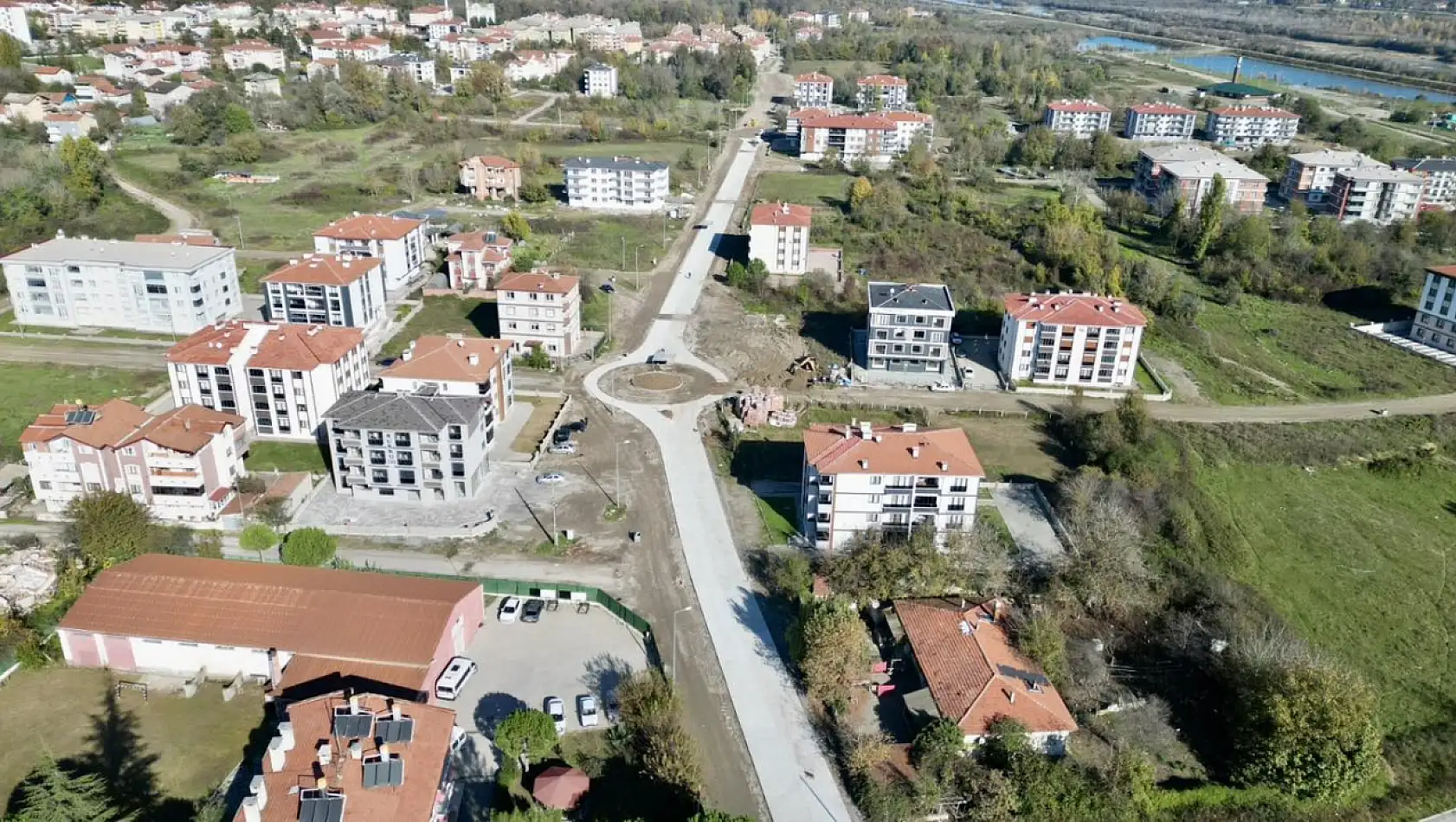 Belediyeden yol çalışması