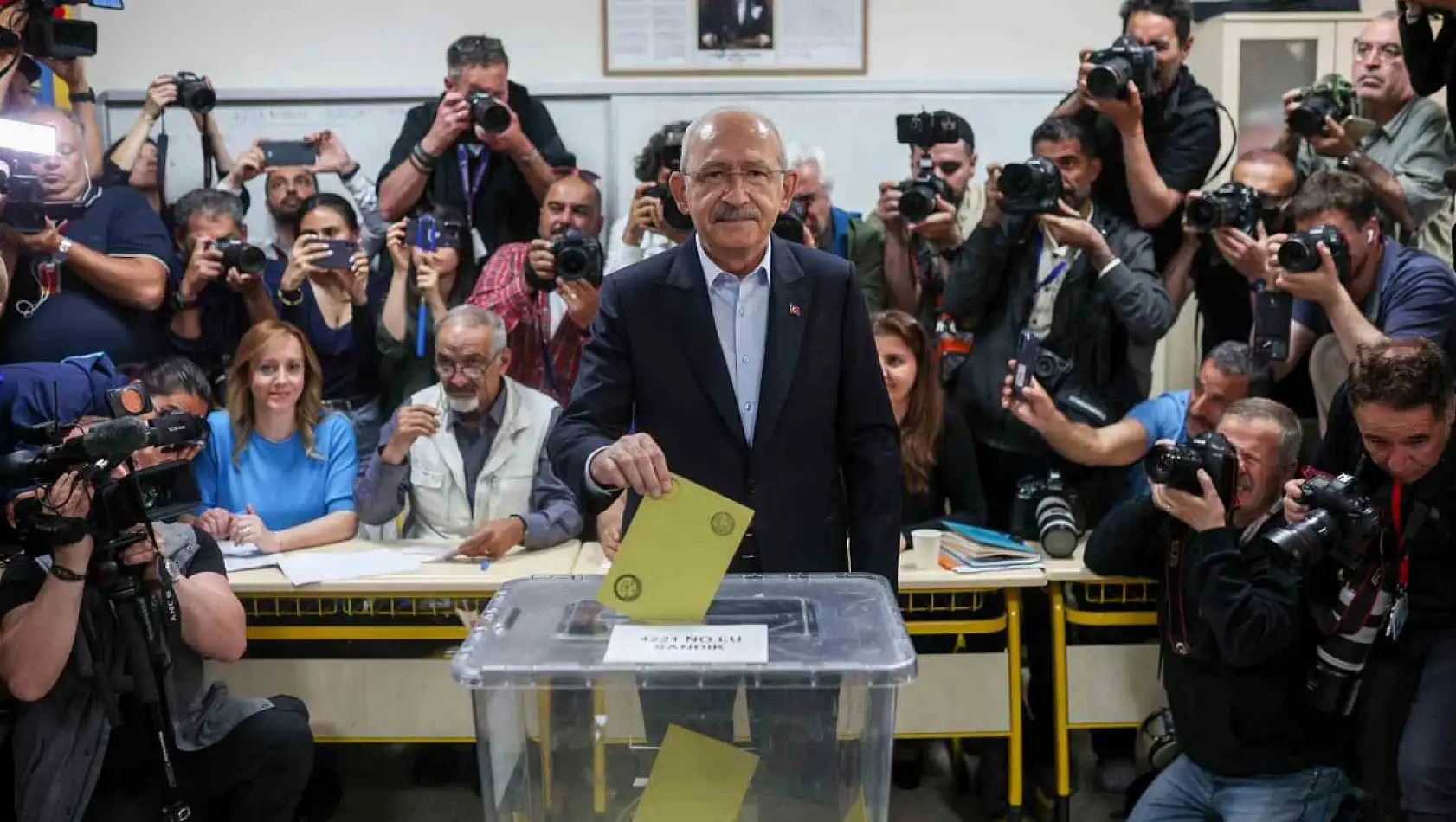 Cumhurbaşkanı Adayı Kılıçdaroğlu oyunu kullandı