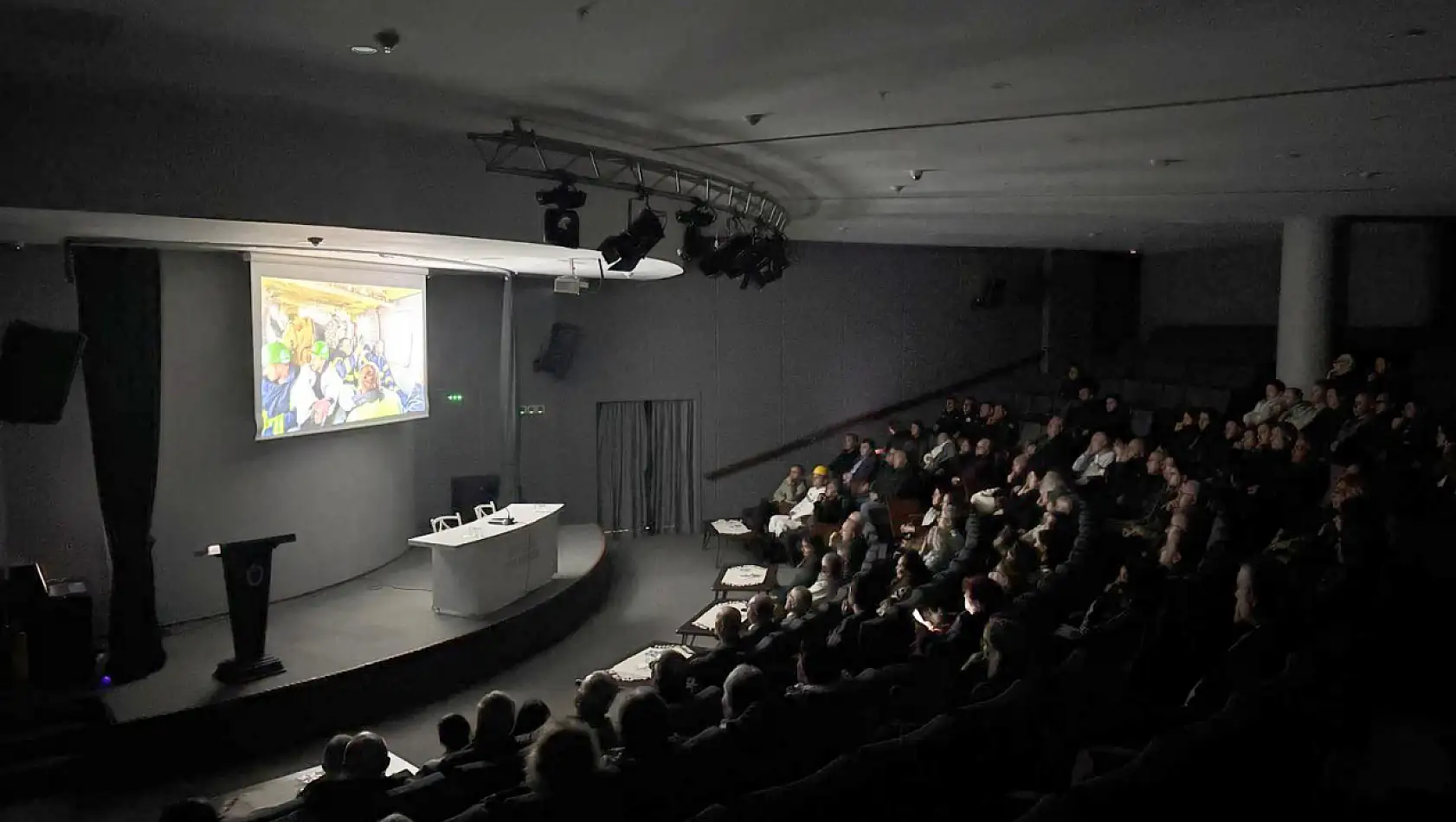 'K-ömür' Çaycuma'da izleyici ile buluştu