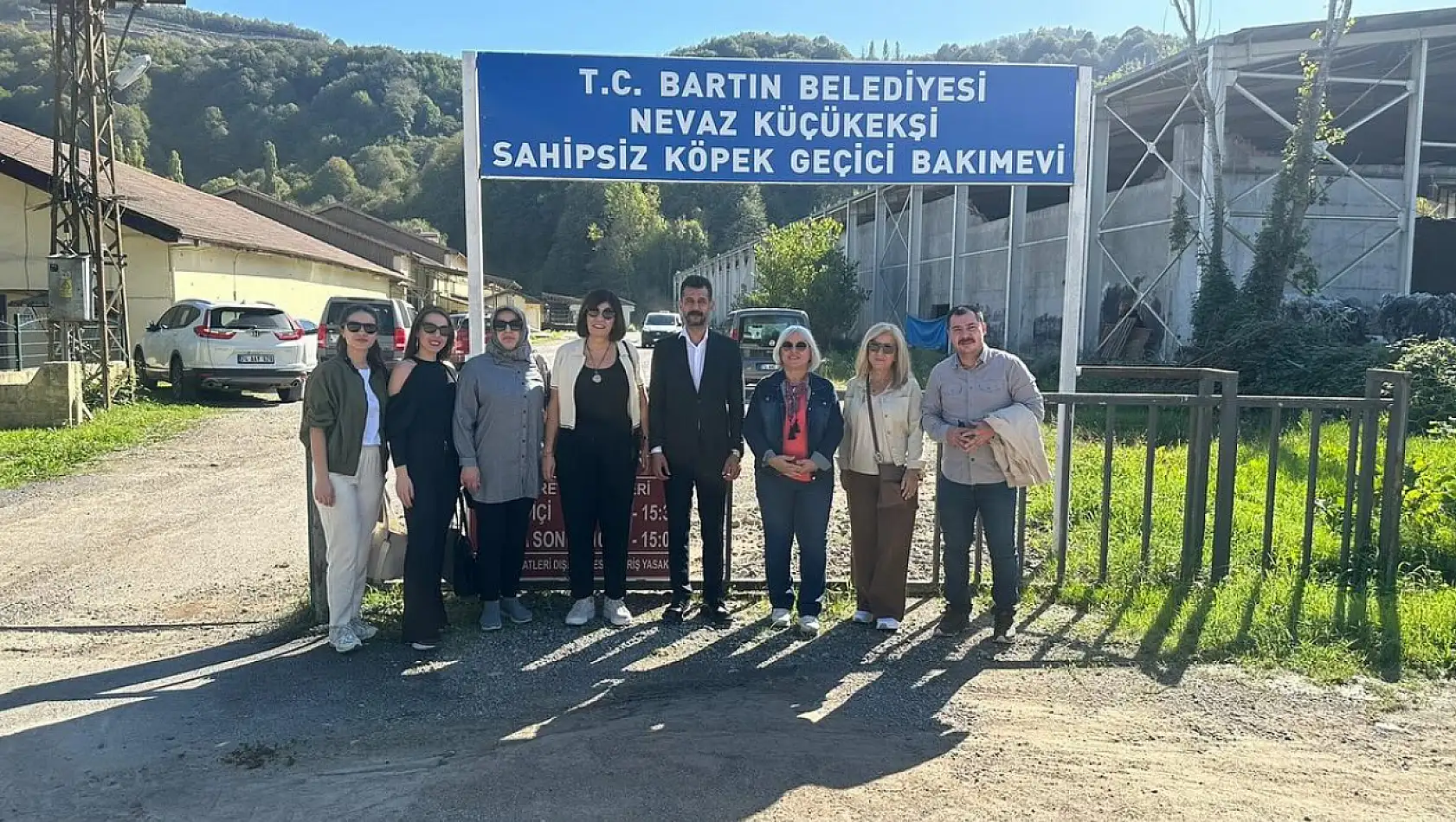 Kadın Girişimcilerden Sahipsiz Hayvan Bakımevi ziyareti