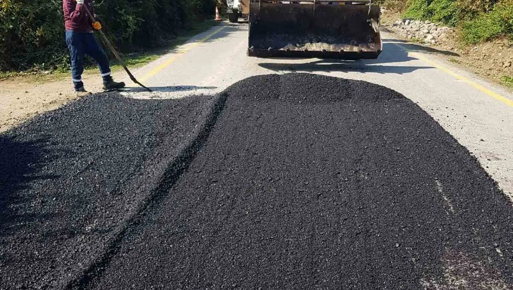 Karadere hasanağa köyünde yollar kışa hazır