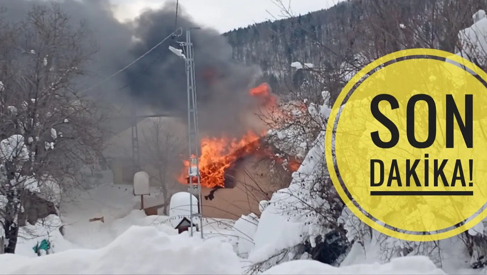 Karlar altındaki köyde yangın