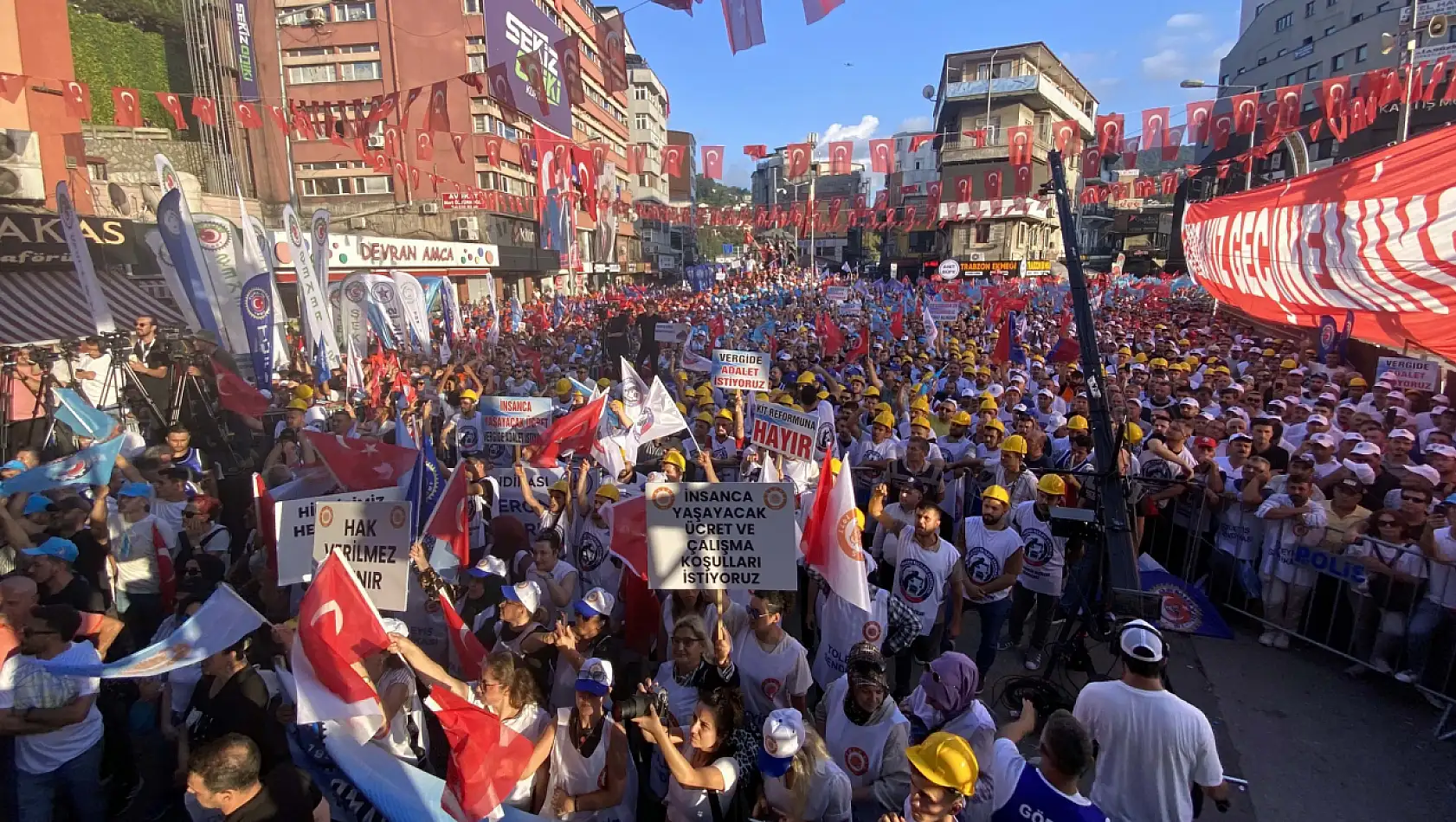 'Katılan, destek ve katkı veren herkese teşekkür ediyoruz'