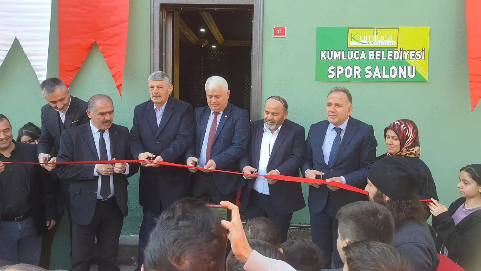 Kumluca'da fitness salonu hizmete girdi