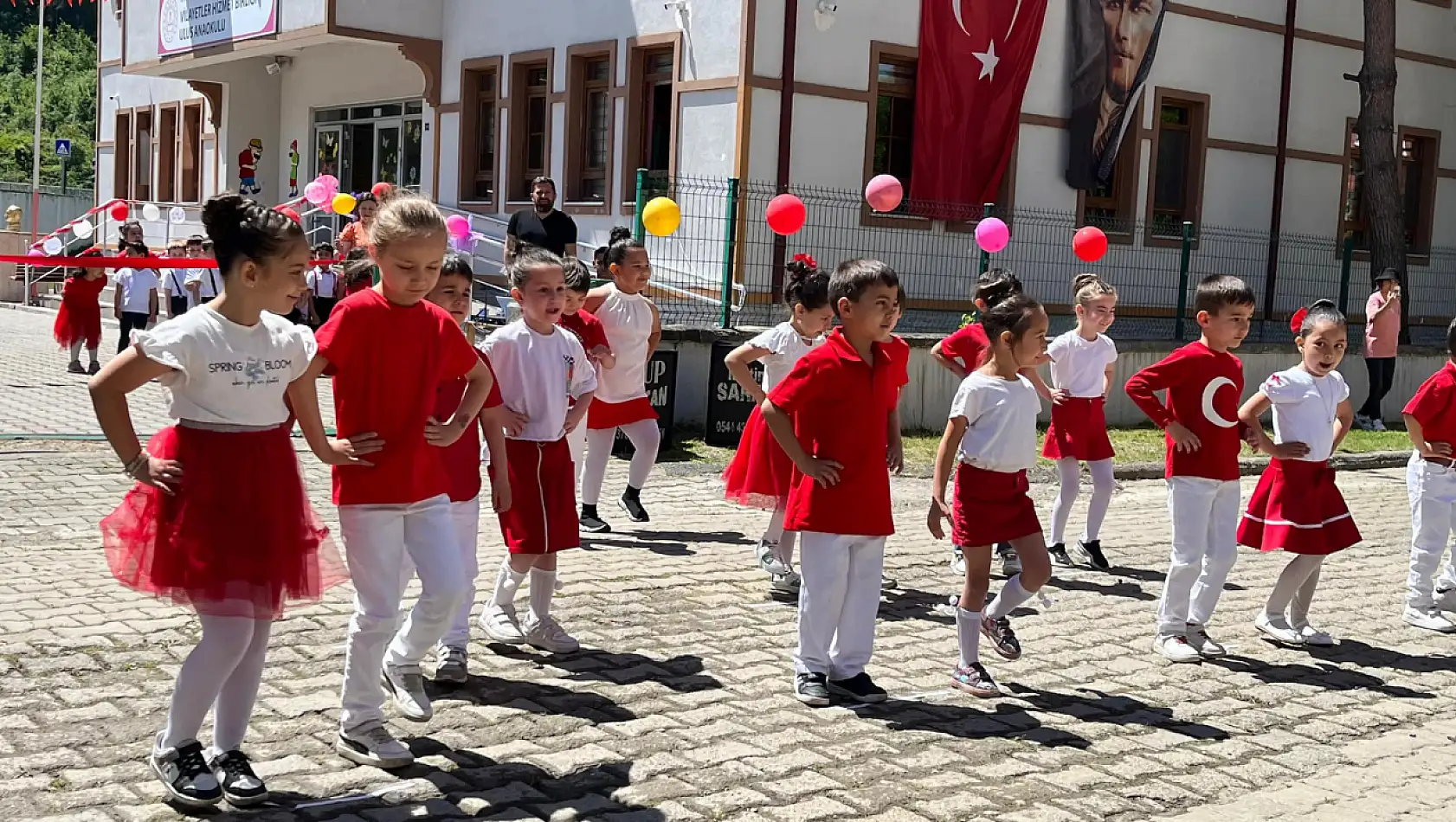 Ulus'ta Okul Öncesi Eğitim Şenlikleri düzenlendi 