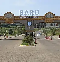 BARÜ'nün 6 ön lisans programı akredite edildi