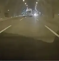 Bolu Dağı Tüneli'nde tırın çarpıp kaçtığı kazanın görüntüleri ortaya çıktı