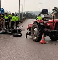 Motosiklet ile traktör çarpıştı: 2 yaralı