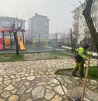 Park ve yeşil alanlarda bakım çalışması