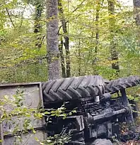 Traktörün altında kalan sürücü hayatını kaybetti