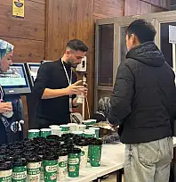 ÜNİAK'tan final haftasında öğrencilere kahve ikramı