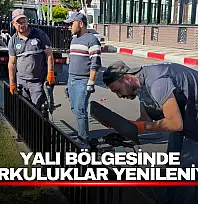 Yalı Bölgesinde Korkuluklar Yenileniyor