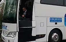 YOLCU OTOBÜSÜ KAMYONETLE ÇARPIŞTI