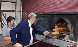 Cemal Akın Kolları sıvadı taş fırında ekmek pişirdi