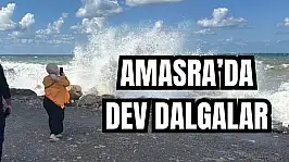 Dalgalar 5 metreyi aştı