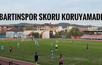 10 kişi kalan Bartınspor skoru koruyamadı