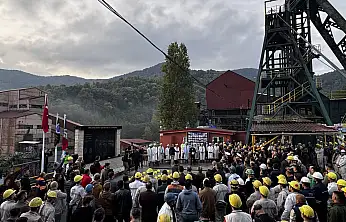 Amasra'da şehit madenciler için tören