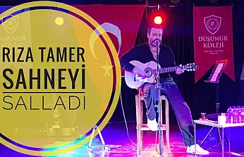 Düşünür Koleji'nden Öğretmenlere Rıza Tamer Sürprizi