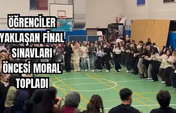 Sıra gecesinde buluştular