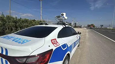 Bolu'da 'Trafiradar' affetmiyor: Hız sınırını aşan sürücülere 2 bin liradan 30 bin liraya kadar ceza