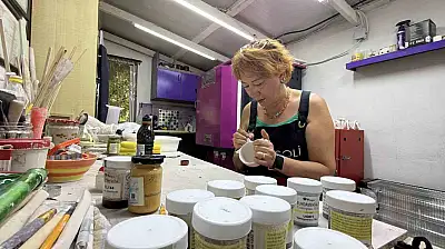 Hobi olarak başladı seramik dükkanı açtı